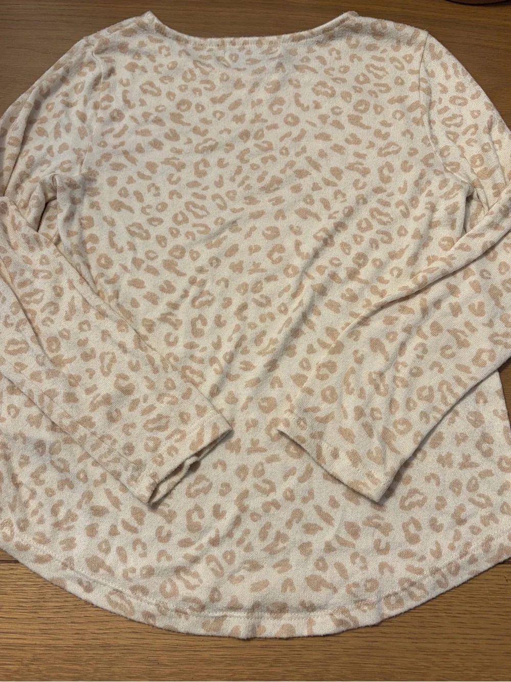 3 for $12 Old Navy Girls Cream Leopard Print Long Sleeve